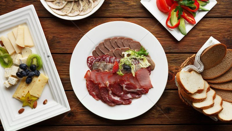 酥性饼干与韧性饼干：广东生产厂的匠心独运