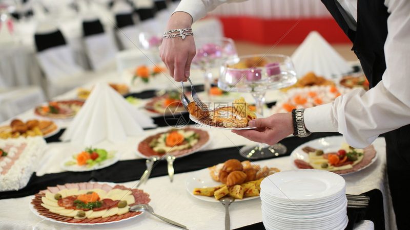 奶茶加盟市场解析：揭秘十大品牌排名背后的真相